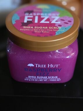 Tree Hut Raspberry Fizz Shea Sugar Scrub
